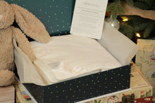 Load image into Gallery viewer, KID&#39;S Premium Mulberry Silk Duvet | ALL SEASONS Collection
