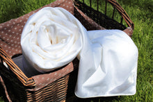 Load image into Gallery viewer, Holiday Gift | Toddler&#39;s Mulberry Silk Duvet
